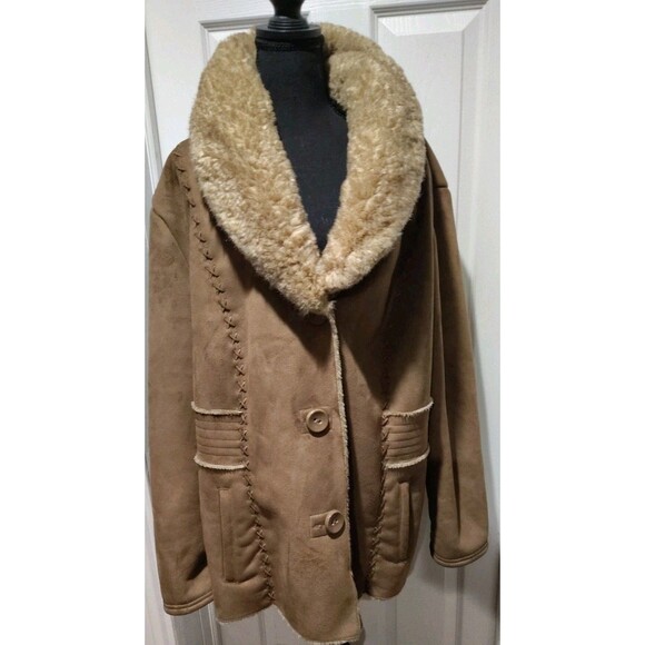 Braetan Jackets & Blazers - Braetan Jacket Camel Faux Suede Round Collar Faux Fur Lined Pockets Plus Sz30/32